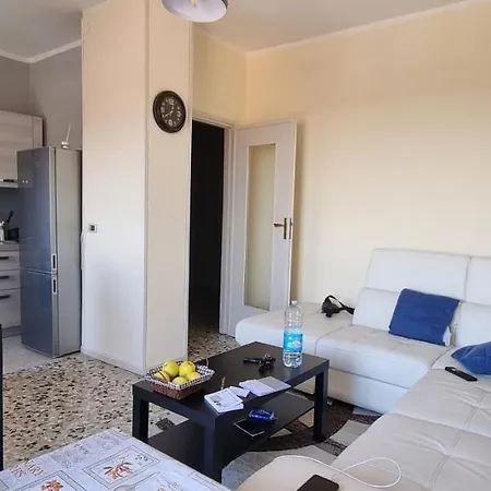 Apartment Alloggio Aest